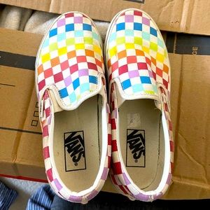 Vans 7.5 Women’s Rainbow Checkered